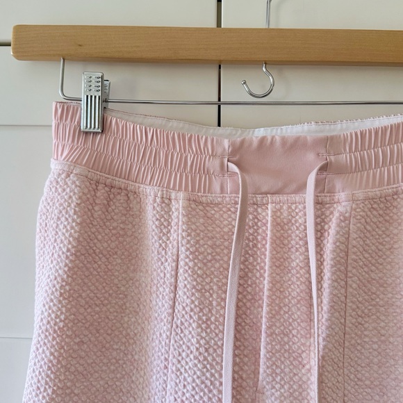 Lululemon Athletica At Ease Jogger 29” (Pants), Heathered Pink Mist White sz. M - Picture 6 of 13